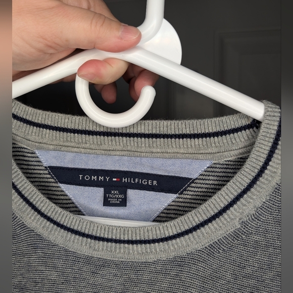 Tommy Hilfiger Men's XXL Gray Blue Finely Striped 100% Cotton Sweater - Picture 4 of 5